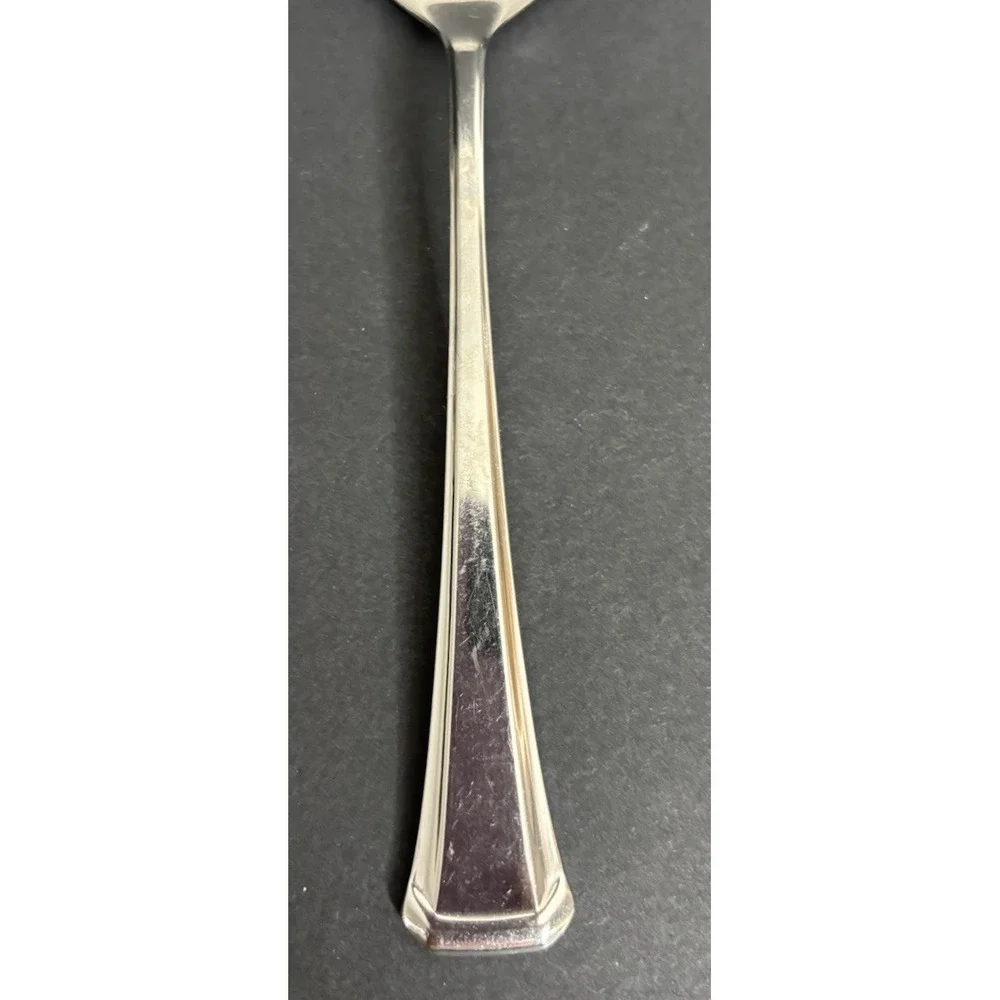 5 Oneida Maestro St. Leger Soup Spoons Stainless 6 7/8